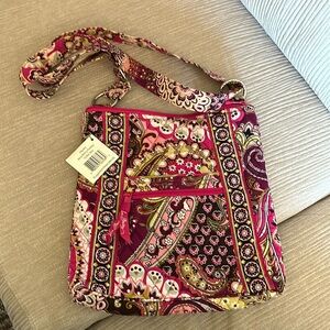 Vera Bradley NEW Very Berry Hipster